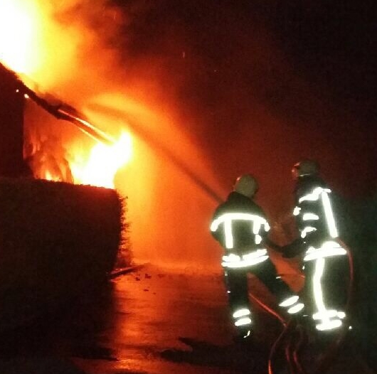 Un incendie dans un appartement de Crans Montana a fait sept blessés, dont un grave